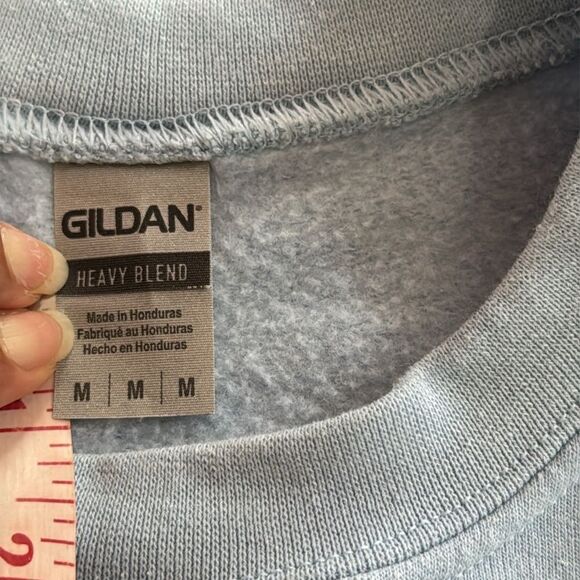 Gildan Light Blue Crewneck Sweater Cow Embroidered Heavyweight sweatshirt Size M - Picture 8 of 9